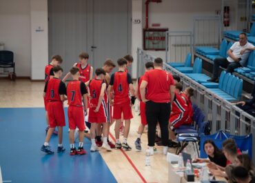 CSM Oradea cedează în ultimul meci din faza grupelor la turneul final CN U14 Masculin - ediția 2024/25. Urmează jocurile eliminatorii!